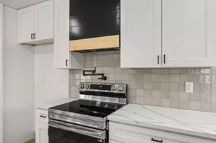 106 Burgundy Ln, League City, TX 77573 - Photo 21