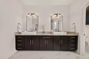 1767 Michigan St, Houston, TX 77006 - Photo 25