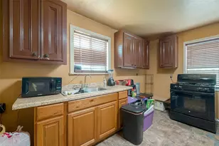 1031 County Rd 491, Dayton, TX 77535 - Photo 13