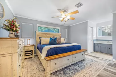 1926 Meadow Creek Drive, Pearland, TX 77581 - Photo 15