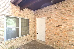 9731 Briar Forest Dr, Houston, TX 77063 - Photo 31
