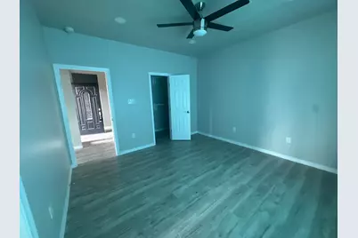 5211 Rue Street, Houston, TX 77033 - Photo 11
