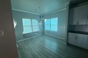 5211 Rue St, Houston, TX 77033 - Photo 3