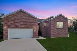 5211 Rue St, Houston, TX 77033 - Photo 1