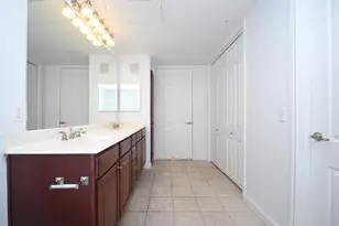 7575 Kirby Dr, Houston, TX 77030 - Photo 11