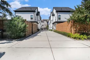 1315 Wycliffe Dr, Houston, TX 77043 - Photo 35