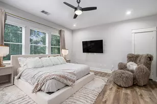 1315 Wycliffe Dr, Houston, TX 77043 - Photo 29