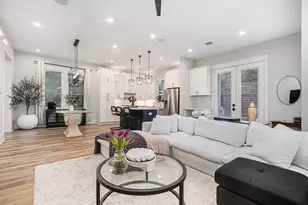 1315 Wycliffe Dr, Houston, TX 77043 - Photo 1