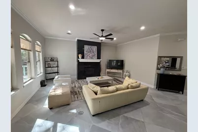 119 April Waters Drive W, Conroe, TX 77356 - Photo 5