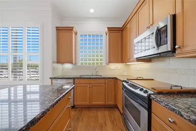 2930 Brompton Square Drive, Houston, TX 77025 - Photo 17