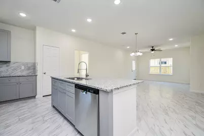 2815 Pine Estate Lane, Houston, TX 77014 - Photo 15