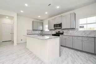 2815 Pne Est Ln, Houston, TX 77014 - Photo 11