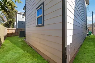 9711 Beckley St, Houston, TX 77088 - Photo 25