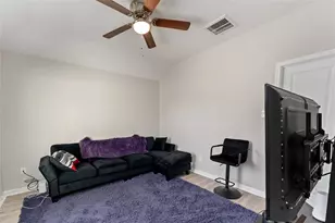 9711 Beckley St, Houston, TX 77088 - Photo 21