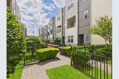 2761 Clinton Drive, Houston, TX 77020 - Photo 37