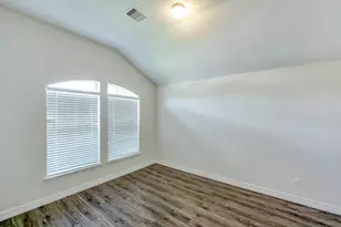 20103 Ray Falls Dr, Tomball, TX 77375 - Photo 5