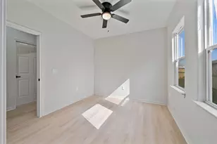 4415 Castor St, Houston, TX 77022 - Photo 11