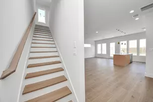 9141 Besos Ln, Houston, TX 77051 - Photo 17