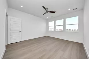 9141 Besos Ln, Houston, TX 77051 - Photo 23