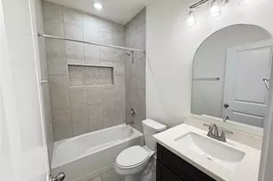 527 Autumn Ln, Livingston, TX 77351 - Photo 9