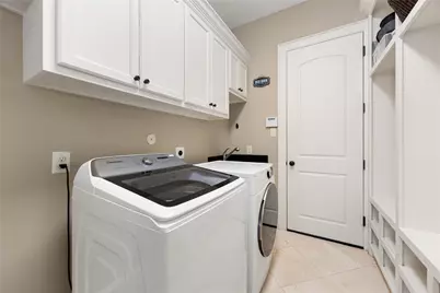 12934 Queensbury Lane, Houston, TX 77079 - Photo 37