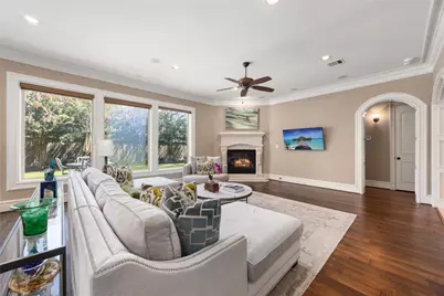 12934 Queensbury Lane, Houston, TX 77079 - Photo 13