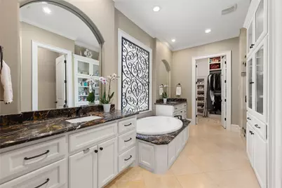 12934 Queensbury Lane, Houston, TX 77079 - Photo 25
