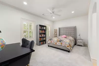 12934 Queensbury Lane, Houston, TX 77079 - Photo 29