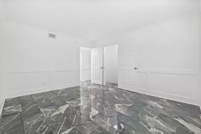 7900 Westheimer Road #121, Houston, TX 77063 - Photo 17