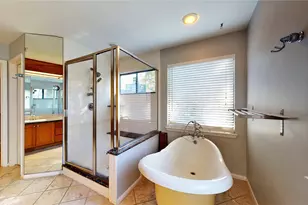 11 Sand Piper Pl, The Woodlands, TX 77381 - Photo 23