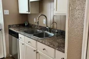 7918 Prestwood Dr, Houston, TX 77036 - Photo 11