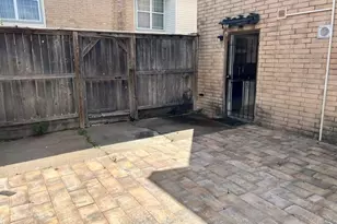 7918 Prestwood Dr, Houston, TX 77036 - Photo 17