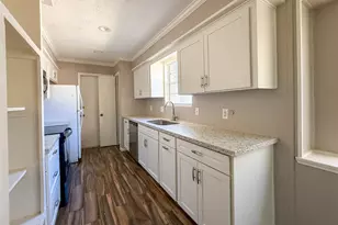 2906 Quail Valley E Dr, Missouri City, TX 77489 - Photo 3