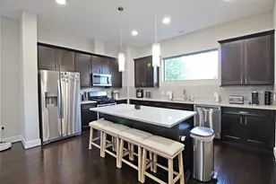 959 Saint Augustine St, Houston, TX 77023 - Photo 5