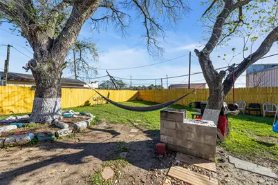 819 Hackberry Street, Stafford, TX 77477 - Photo 21