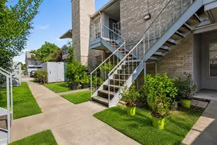 7400 Bellerive Dr, Houston, TX 77036 - Photo 17
