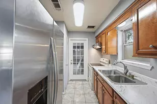 12402 Enchanted Path Dr, Houston, TX 77044 - Photo 21