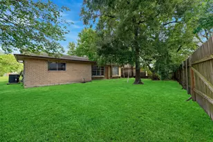 12402 Enchanted Path Dr, Houston, TX 77044 - Photo 27