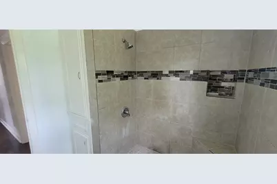 5811 Westdale Street, Houston, TX 77087 - Photo 7