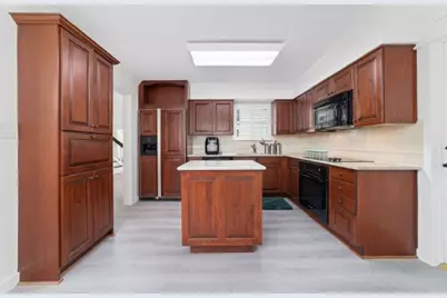 11030 Holworth Drive, Houston, TX 77072 - Photo 13