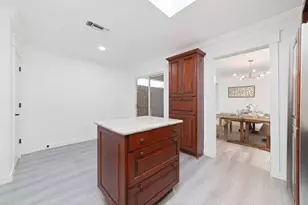 11030 Holworth Dr, Houston, TX 77072 - Photo 15