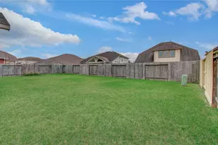 318 Bolton Dr, League City, TX 77573 - Photo 49
