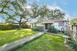 12026 Meadowgreen St, Houston, TX 77076 - Photo 29