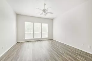6 Cordella Pl, The Woodlands, TX 77382 - Photo 23
