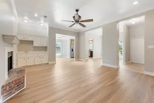 4611 Harrow Ct, Bryan, TX 77802 - Photo 3