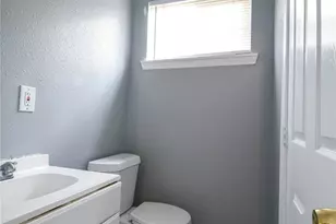 727 Dell Dale St, Channelview, TX 77530 - Photo 9