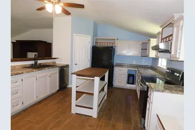 141 Martinez Street, Coldspring, TX 77331 - Photo 7