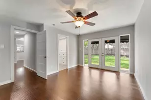 1 Birchcane Ct, The Woodlands, TX 77381 - Photo 13