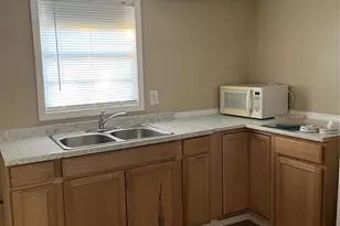 305 7th St, Rosenberg, TX 77471 - Photo 5