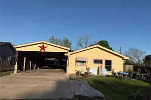 921 Francis Dr, Pasadena, TX 77506 - Photo 1